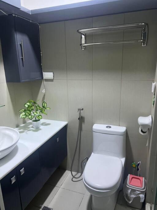 Casa Cintores Condo Near Picc With Free Parking Manilla Buitenkant foto